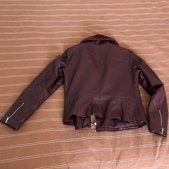 Perfect condition faux leather maroon jacket - Picture 4 of 8